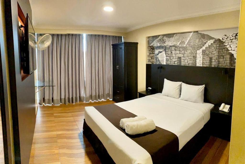 Hotel Maria Luisa Lima